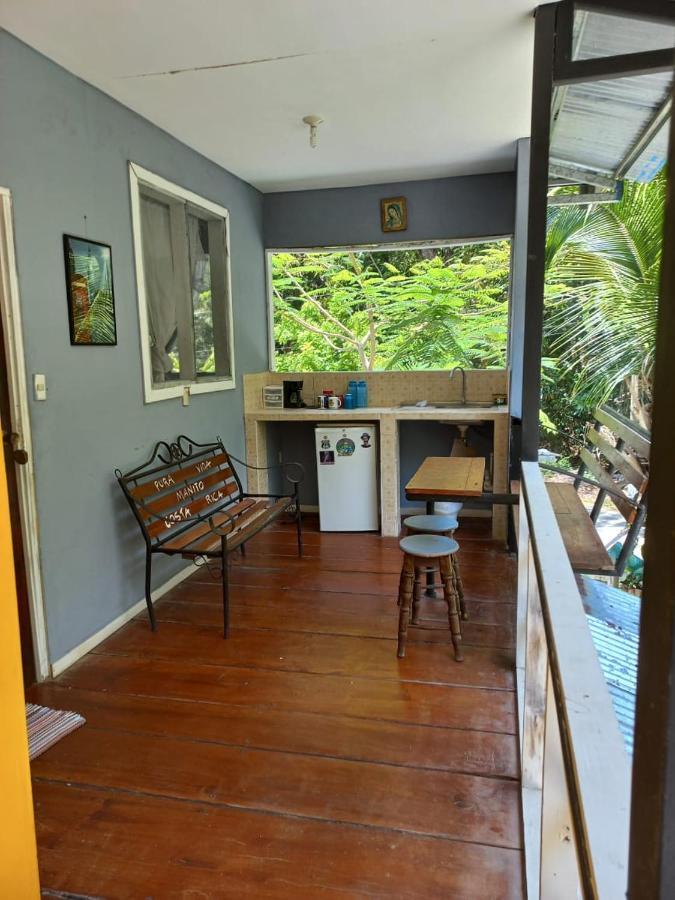 Bed and Breakfast Donde Familia Manito Paquera Esterno foto