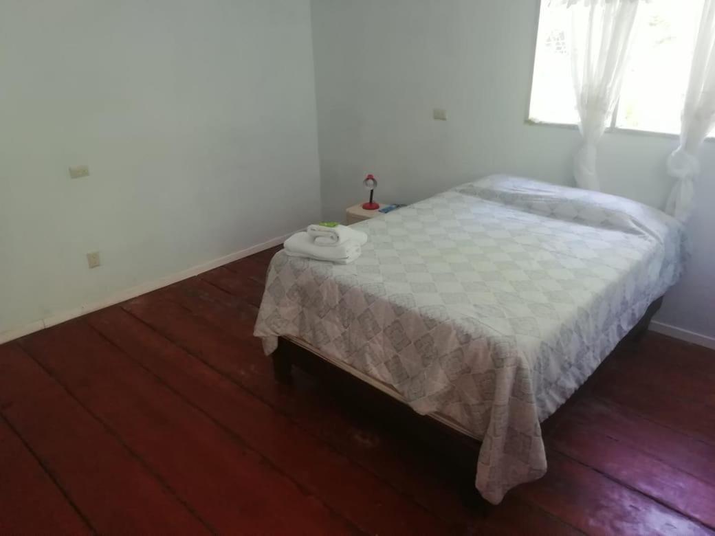 Bed and Breakfast Donde Familia Manito Paquera Esterno foto